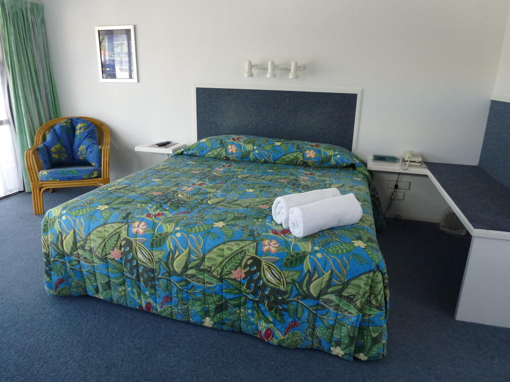 Mana-Nui Motel Whitianga Quarto foto